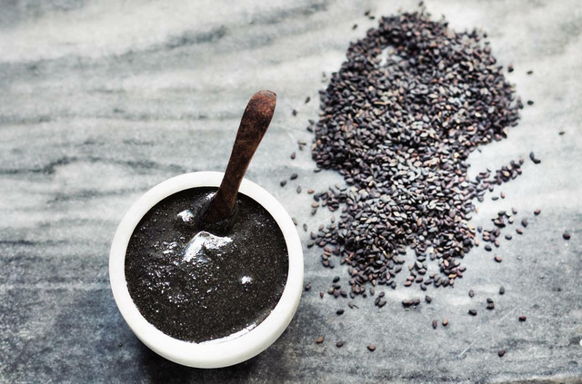 Black sesame seeds are high in unsaturated fats, which are good for overall heart health.