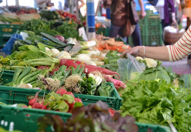 Make your vegan buddha bowl healthier for you and the planet by buying seasonally and locally.