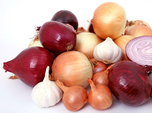 You can use any variety of homegrown onion in our recipe
