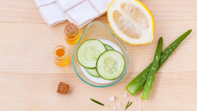 The Complete Guide on How to Get Clear Skin Naturally