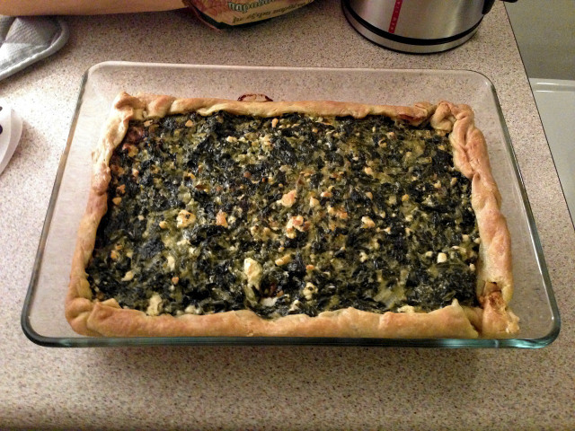 This is an easier spanakopita assembly, but you can also make your spanakopita into triangles or a spiral if you prefer.