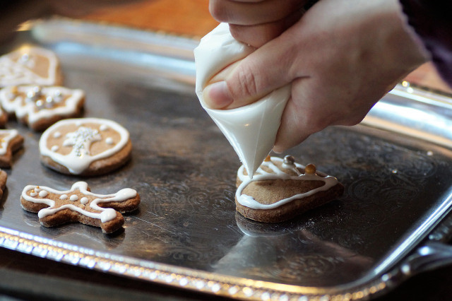 Decorating your vegan gingerbread cookies is a fun activity to do with the little ones in the family.