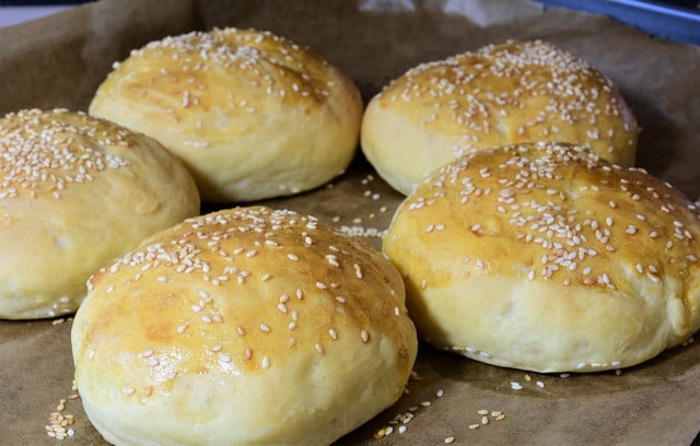 Baking your own vegan hamburger buns is super easy.