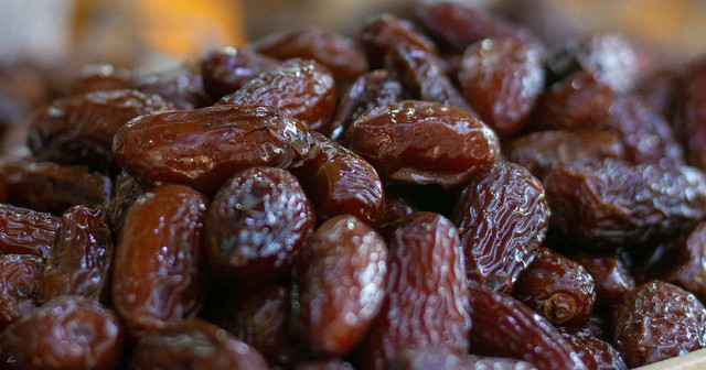 Homemade date syrup is a perfect sugar alternative if you are trying to avoid processed food. 