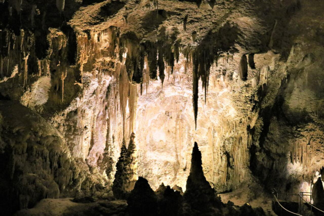 Carlsbad Caverns is home to a 4000-foot limestone chamber.
