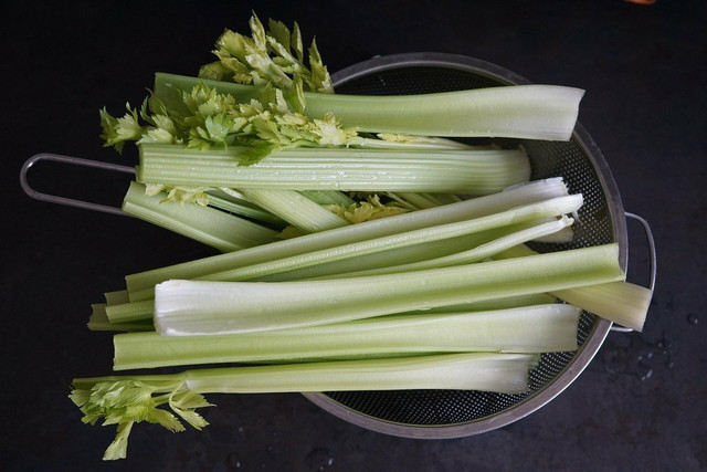 Celery can be surprisingly helpful in softening hard bread.