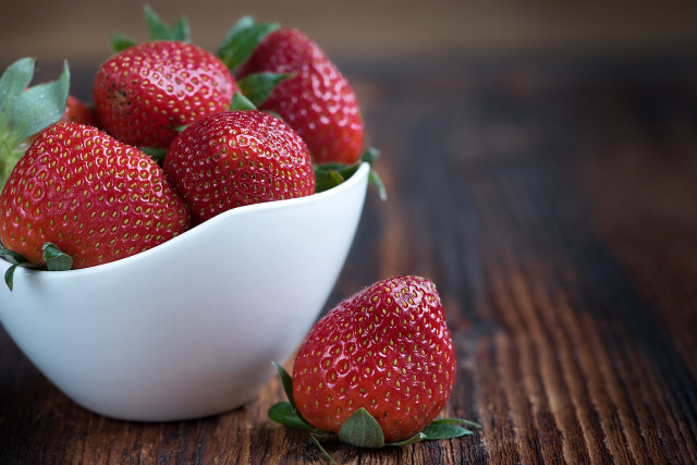 Strawberries have anti-inflammatory properties.