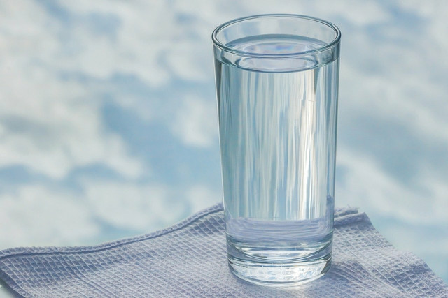 Drinking plenty of water during a night out can curb hangover symptoms.