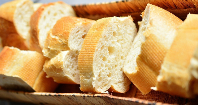 One of the most important reasons white bread is bad for you is because of its lack of fiber.