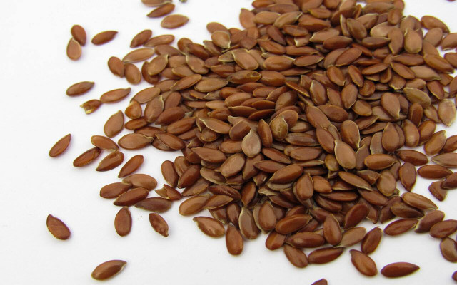 To use ground flaxseed as an oatmeal alternative, you'll want to combine it with ground nuts.