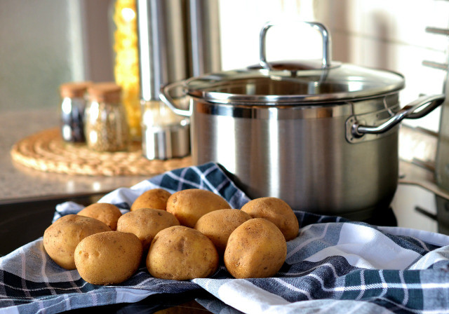 Boil your potatoes in a pot at medium temperature for the best mashed potatoes with no milk.