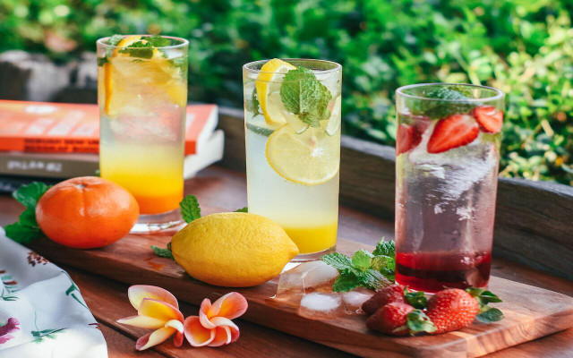 vegetarian-easter-dinners-need-good-drinks-to-go-w-cc0-public-domain-unsplash-ardi-evans-230310_download Vegetarian Easter dinners need good drinks to go with it.