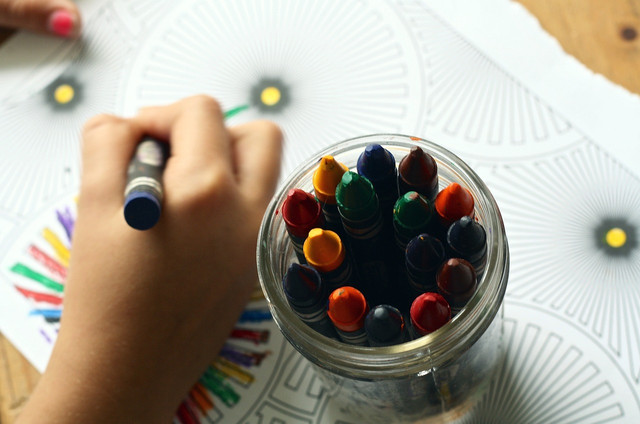 kids-will-love-drawing-with-their-new-recycle-cray-cc0-pixabay-ponce_photography-221108_download Kids will love drawing with their new recycle crayons.