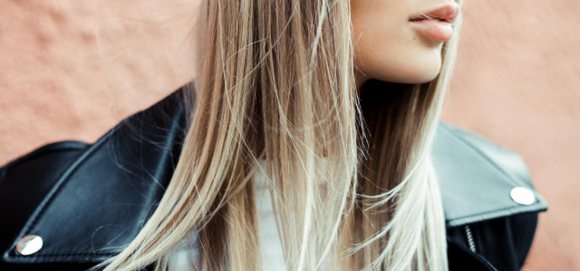 Straighten Your Hair Naturally: 7 Simple Ways to Do It at Home - Utopia