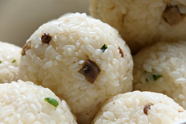 Whatever you fill or flavor your vegan onigiri with, make sure it isn't too oily or wet.