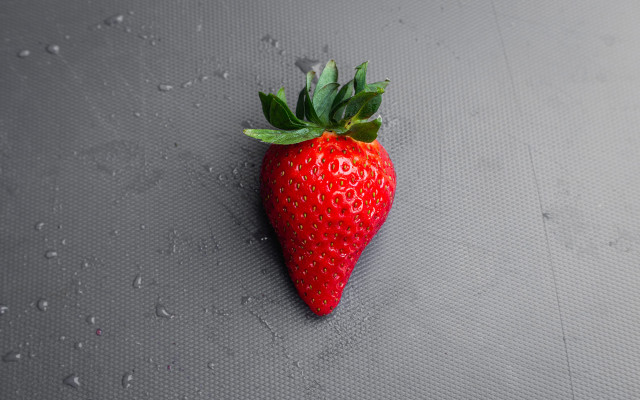 Teeth whitening home remedies strawberries lemons