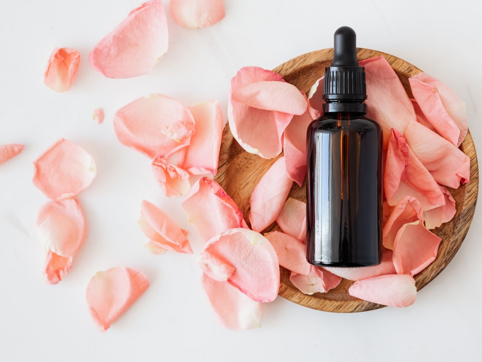 DIY Rose Water Recipe with Tips for Benefits + Uses {Infusion Method}