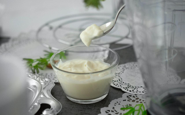 Live yogurt is full of healthy bacteria that will help to improve your digestive health.