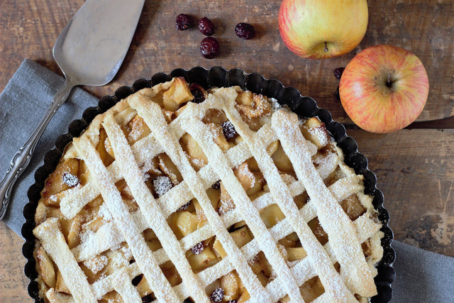 A slice of pie or a peanut butter cup make a great vegan picnic dessert.