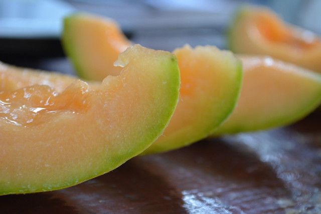 Fresh cantaloupe combine well with a various savory ingredients. to make easy vegan appetisers. 