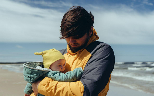 Dress your baby in hand-me-down clothing when going hiking. 