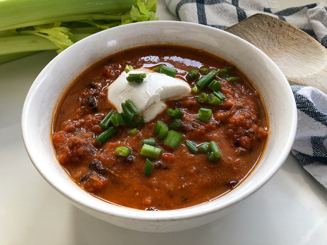 Serve your chili with your favorite toppings and enjoy!