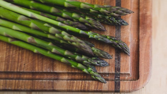 how long does asparagus last?