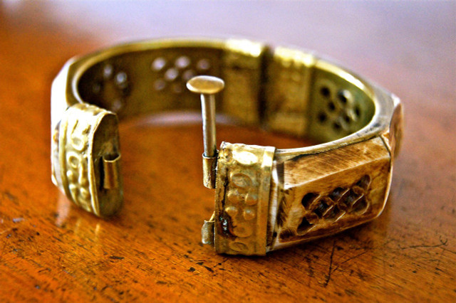 Cleaning brass jewelry naturally is easy and effective.