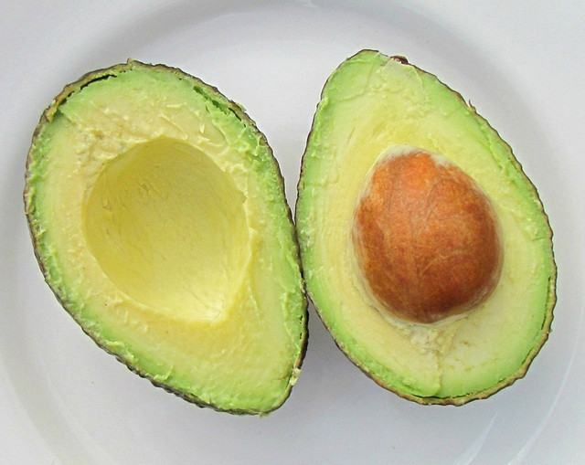 Avocado seeds help produce collagen and reduce the effects of aging.