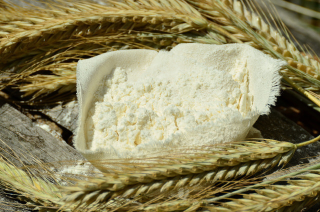 Barley flour has a low carbon footprint.