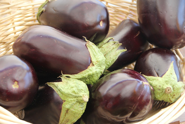 Eggplants are a great addition to add to your vegan pizza.