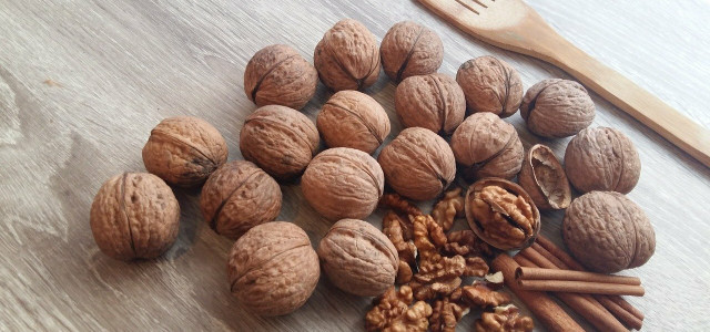 how to make candied walnuts
