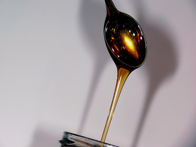 This step reduces the date juice to create a thick, rich date syrup.