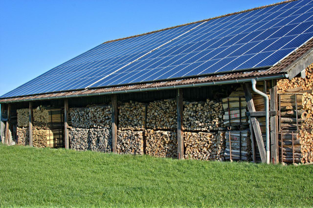 Solar panels are an efficient way to power off-grid homes.