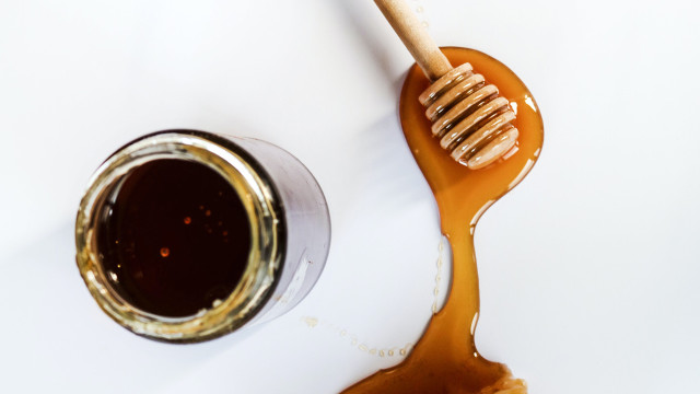 Vegan honey alternatives substitues for honey