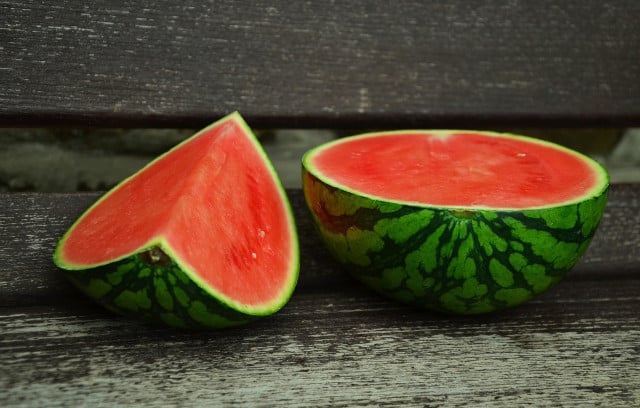 How to rehydrate fast at home? Eat some watermelon.