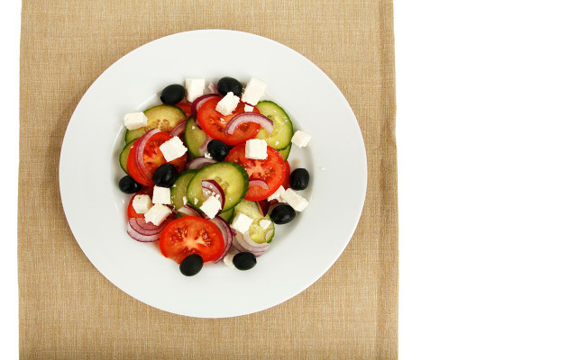 greek-salad-pb-PublicDomainPictures-190221-1280x800-1