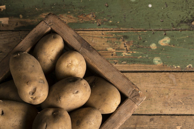 Russet potatoes work best for baked potatoes, but any potatoes are fine. 