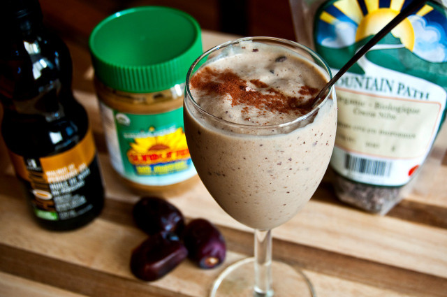 The sweetness of dates mean no sugar is needed in this date shake recipe. 
