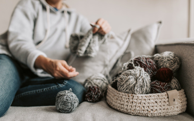 knitting with wool 