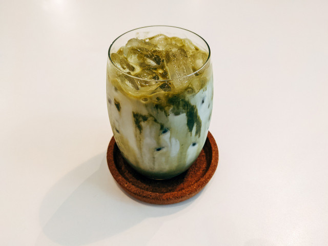 Try iced golden matcha latte when you fancy a refreshing drink.