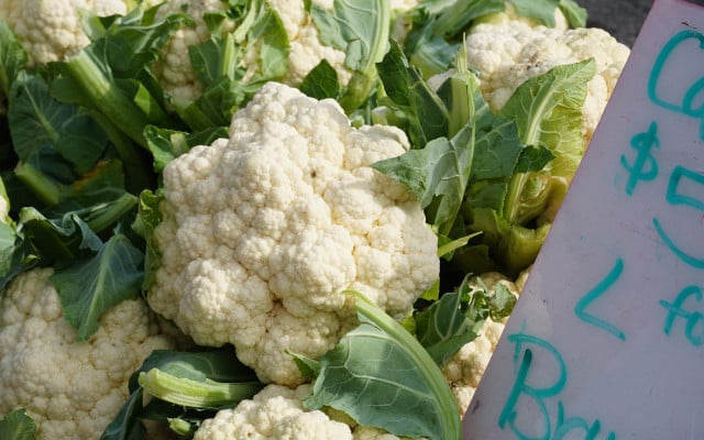 Reuse Vegetable scraps cauliflower