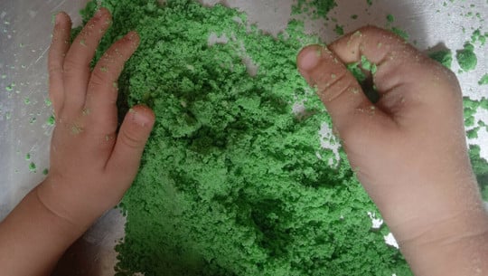 homemade kinetic sand