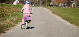 teach kids how to ride a bike learn