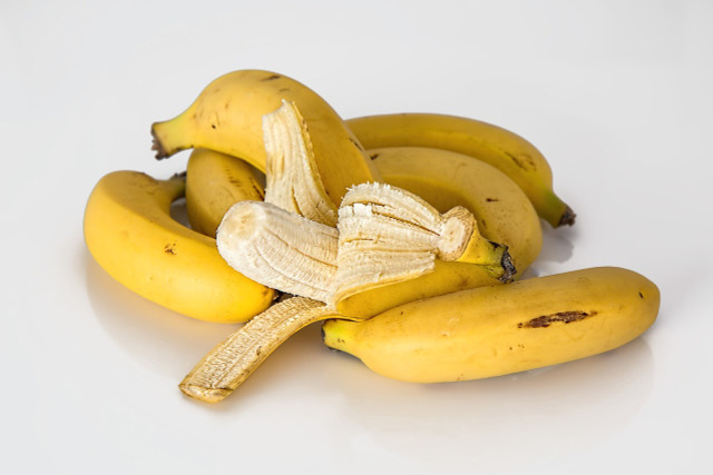 Banana peels can help soil to better absorb nitrogen.