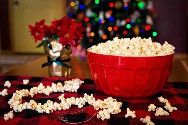 Strung popcorn is a timeless classic and makes the perfect decoration for a minimalist Christmas tree. 