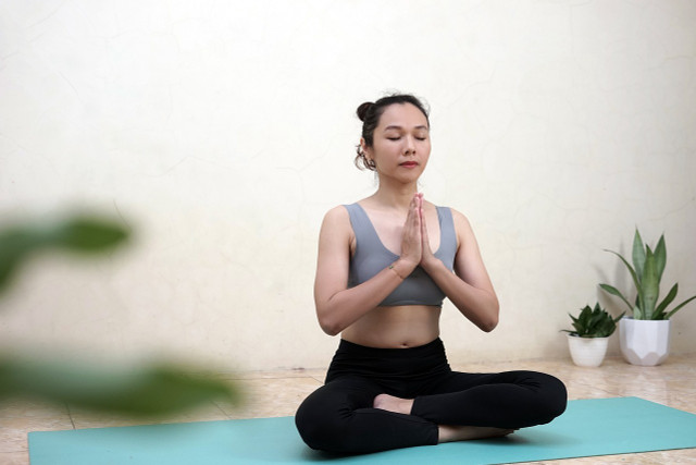 Conscious breathing techniques can lower cortisol levels and reduce the symptoms of depression.