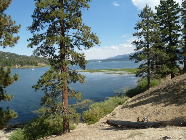 Castle Rock Trail is one of the most popular Big Bear hiking trails.