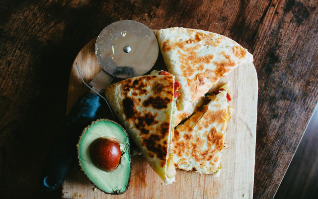 This customizable vegan quesadilla recipe makes a quick and easy dinner. 