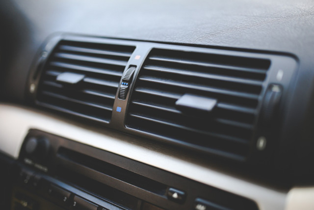 Get some air to alleviate car sickness.